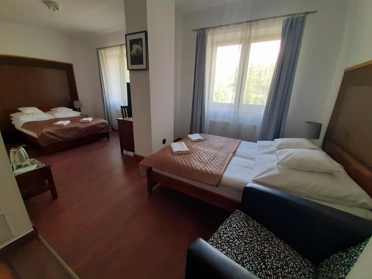 Centrum Konferencyjne Brancon Babimost Экстерьер фото