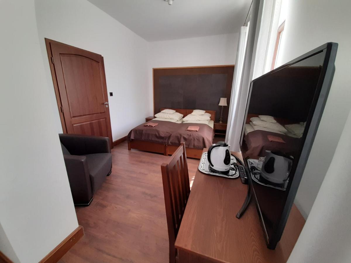 Centrum Konferencyjne Brancon Babimost Экстерьер фото
